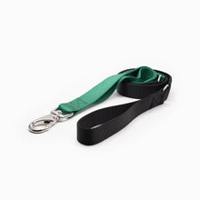 Load image into Gallery viewer, Christmas Green K9 Kwik Belt & Leash System
